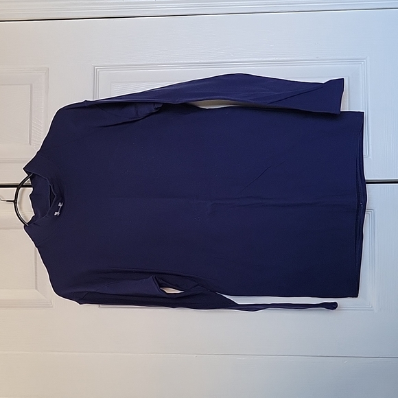 Under Armour Shirt - Picture 1 of 3
